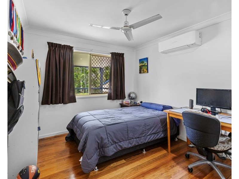 16 Smedley Drive, Pomona QLD 4568