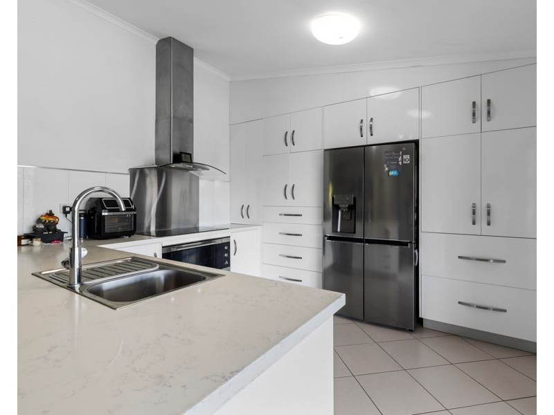 81 Fraser Road, Araluen QLD 4570