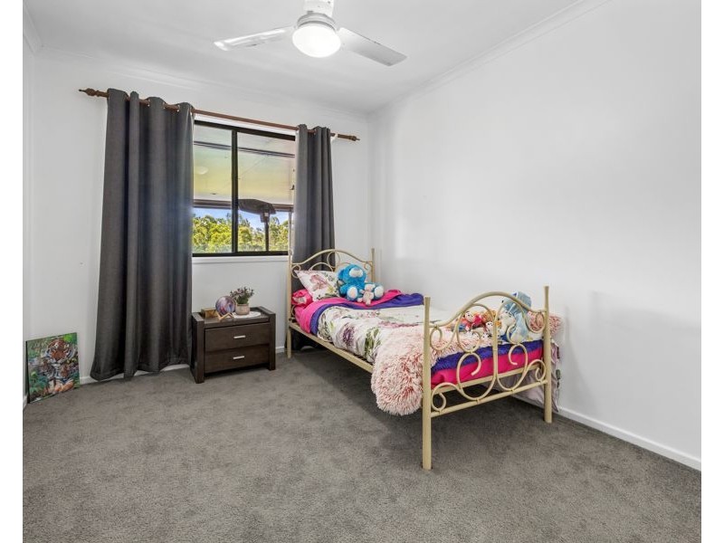 81 Fraser Road, Araluen QLD 4570