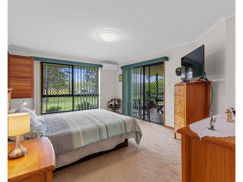 3a Sorensen Road, Southside QLD 4570