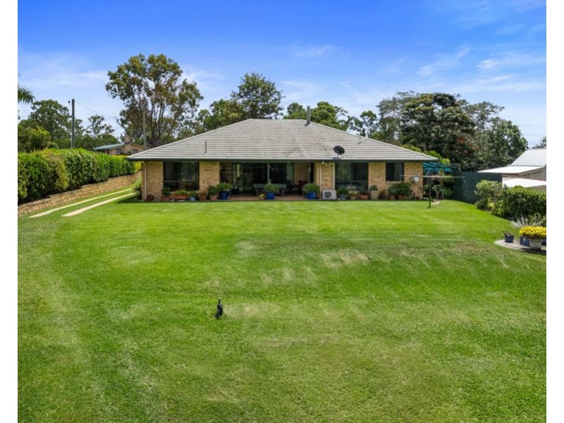 3a Sorensen Road, Southside QLD 4570