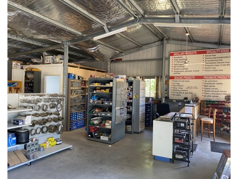 60 Dalgangal Road, Gayndah QLD 4625