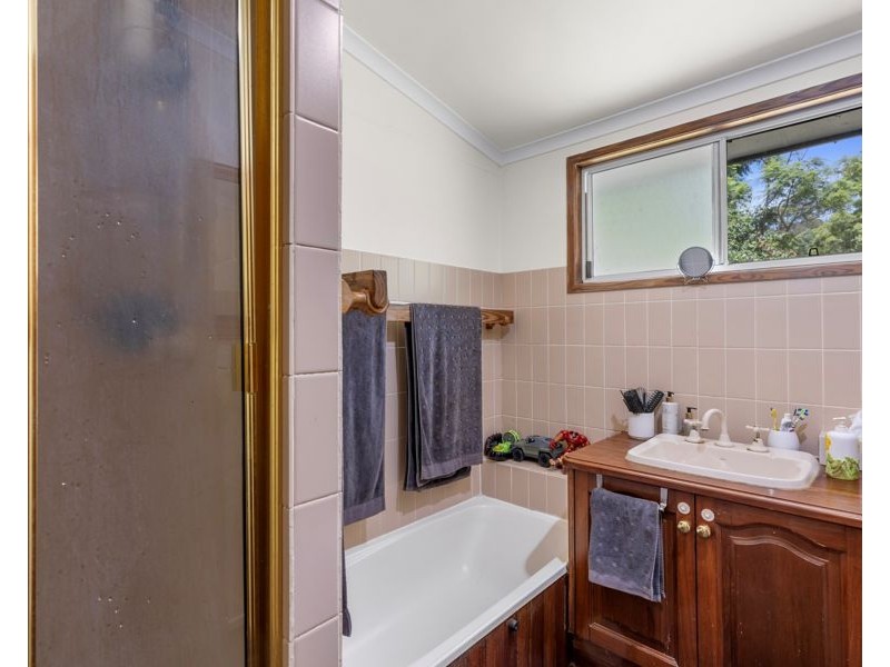 710 Old Goomboorian Road, Veteran QLD 4570