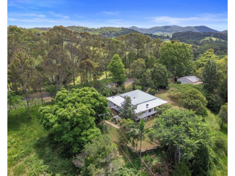710 Old Goomboorian Road, Veteran QLD 4570