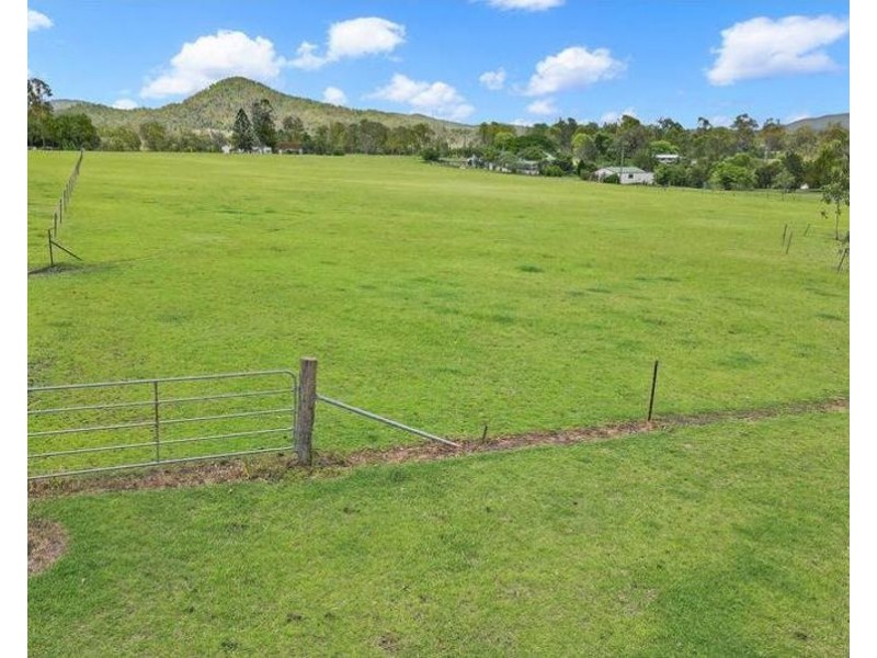 27 Beer Road, Kilkivan QLD 4600