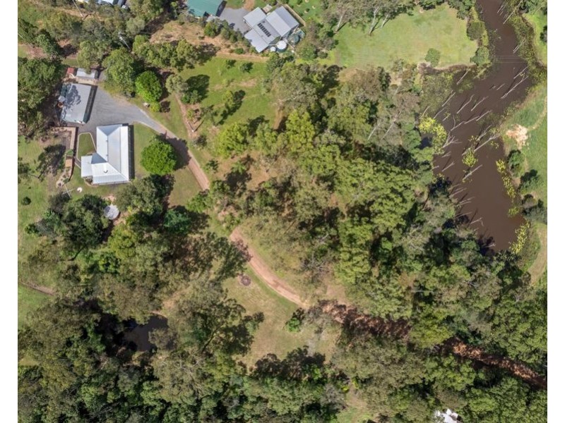 389 Noosa Road, Mothar Mountain QLD 4570