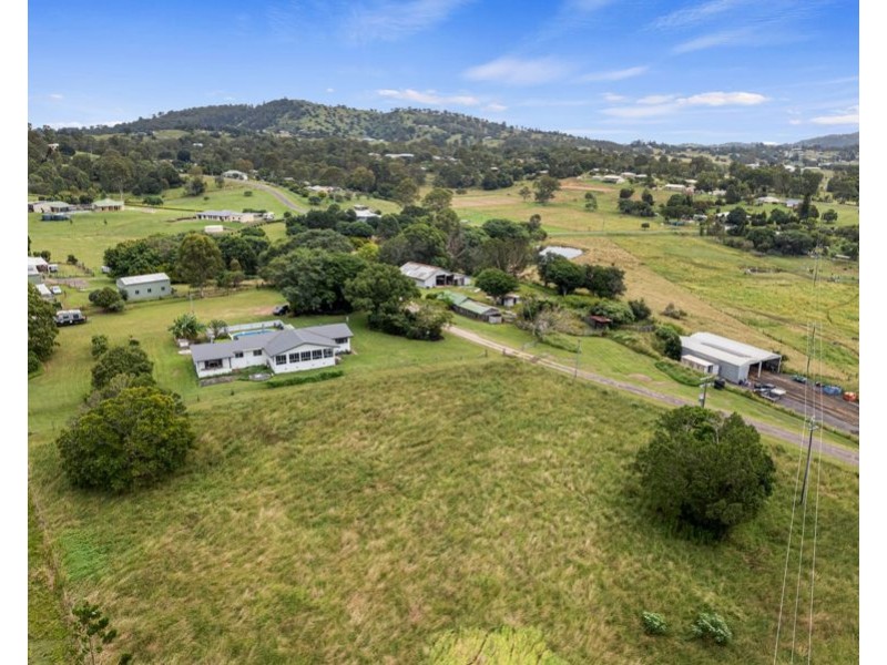 49 McCullough Road, Chatsworth QLD 4570