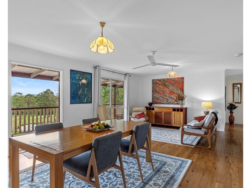 518 Beckmanns Road, Glenwood QLD 4570