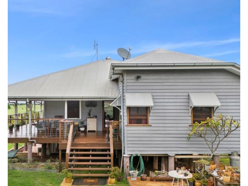 414 Middle Road, Proston QLD 4613