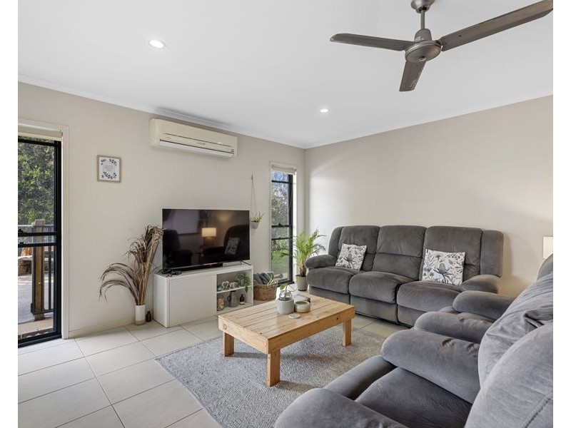 98 Benson Road, Araluen QLD 4570