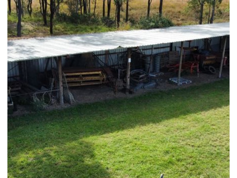 9 Oakey Creek Road, Cinnabar QLD 4600