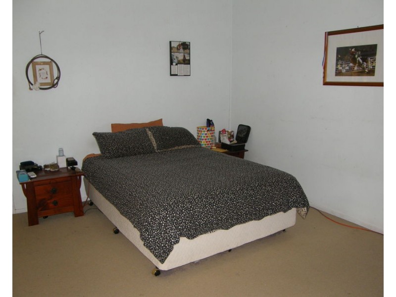 9 Oakey Creek Road, Cinnabar QLD 4600