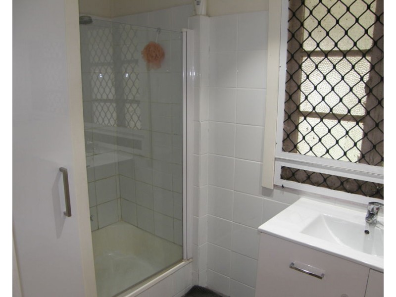 9 Oakey Creek Road, Cinnabar QLD 4600