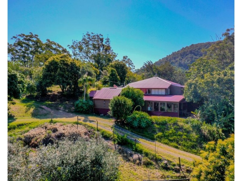 26 Burns Road, Ross Creek QLD 4570