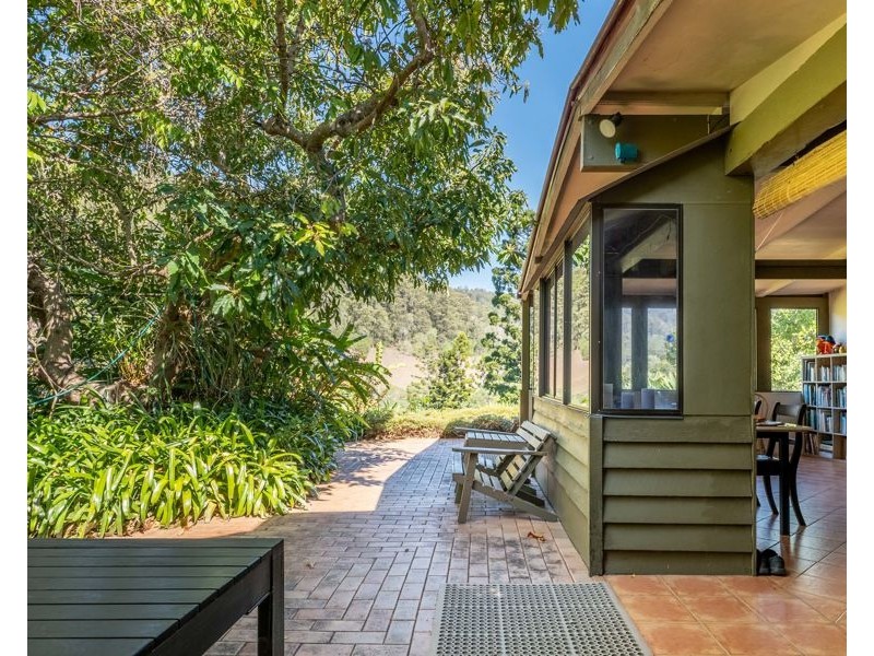 26 Burns Road, Ross Creek QLD 4570