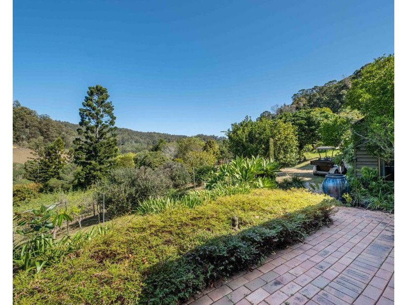 26 Burns Road, Ross Creek QLD 4570