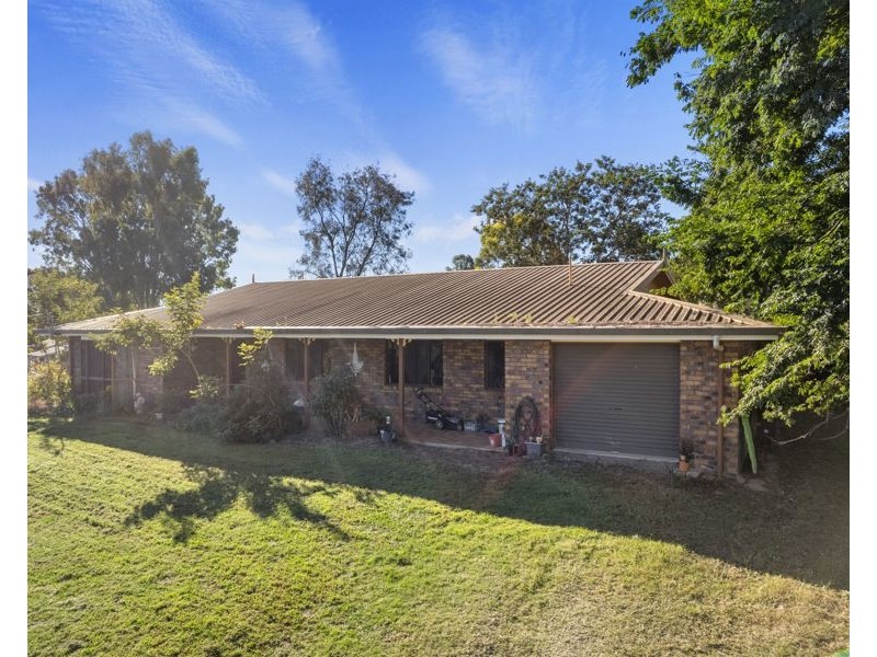 4 Brown’s Lane, Tiaro QLD 4650