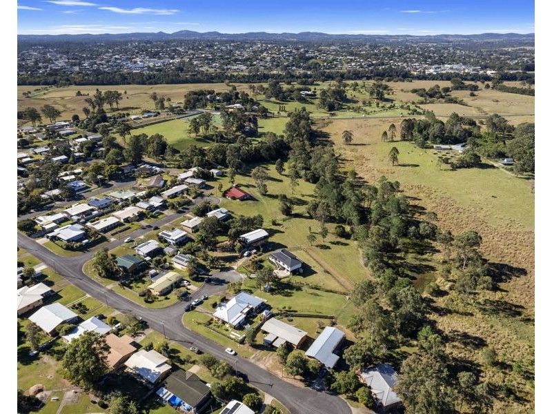 11 Withey Street, Southside QLD 4570