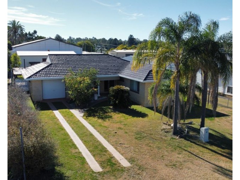 42 Palmer Street East, Murgon QLD 4605