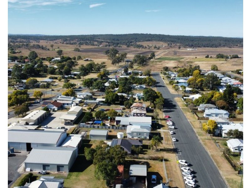 42 Palmer Street East, Murgon QLD 4605
