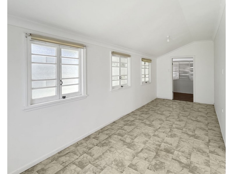327 Schreibers Road, Cooran QLD 4569