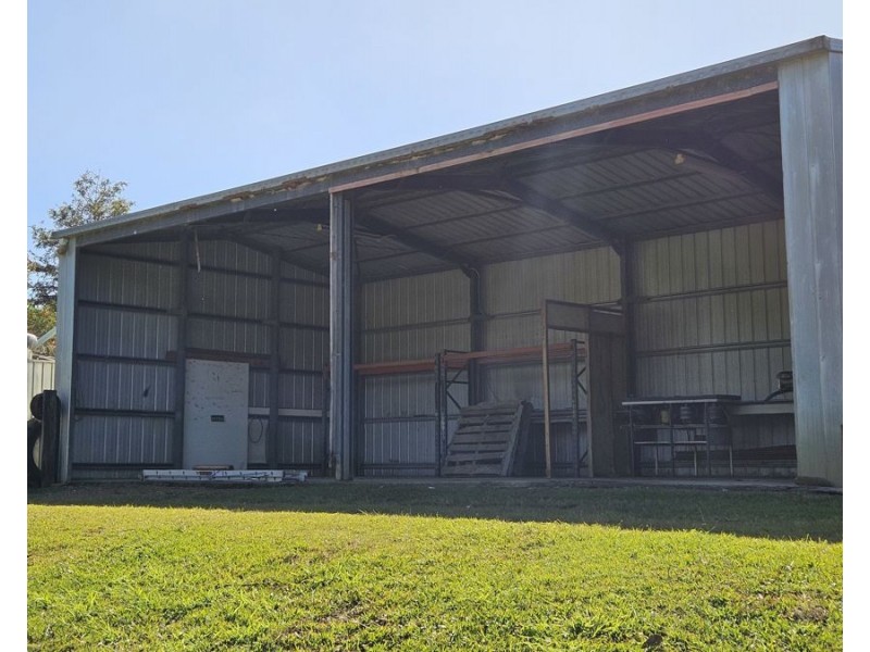 327 Schreibers Road, Cooran QLD 4569