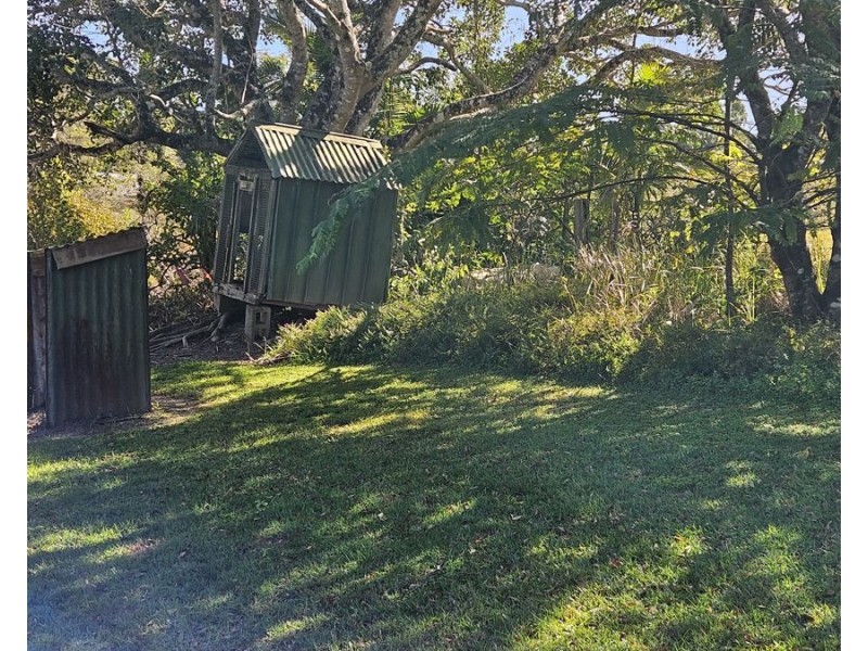 327 Schreibers Road, Cooran QLD 4569