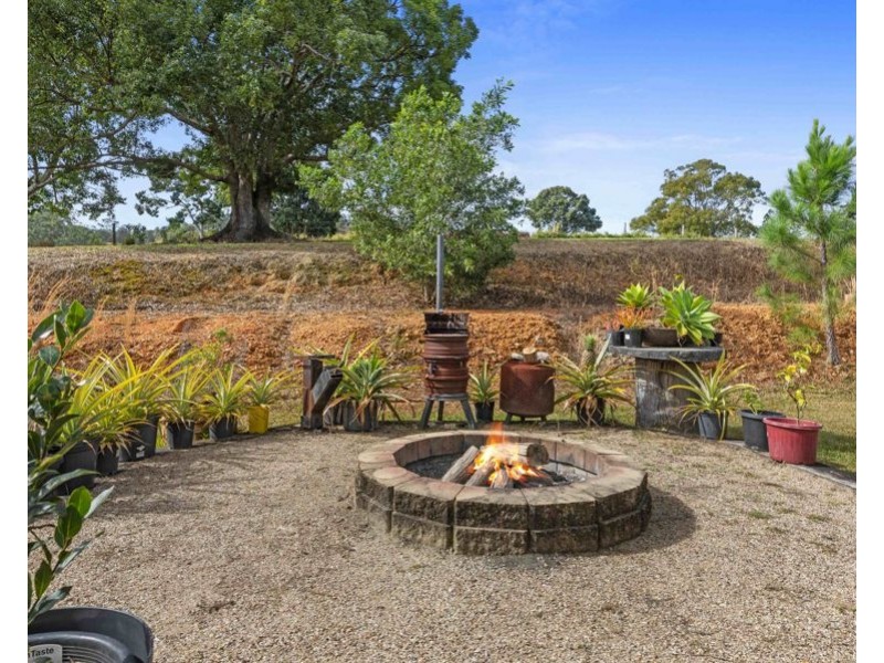 1089 Kin Kin Road, Wolvi QLD 4570