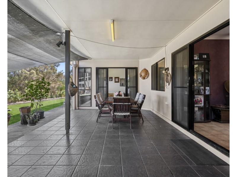 32 Parkland Drive, Chatsworth QLD 4570