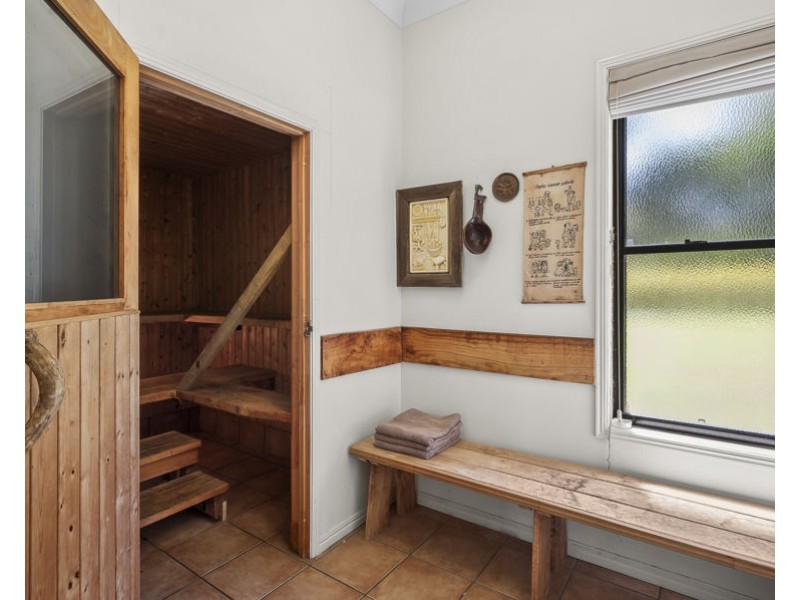 32 Parkland Drive, Chatsworth QLD 4570