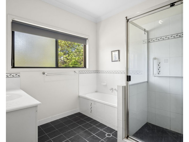 32 Parkland Drive, Chatsworth QLD 4570