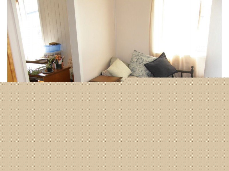 11 Barnes Street, Goomeri QLD 4601