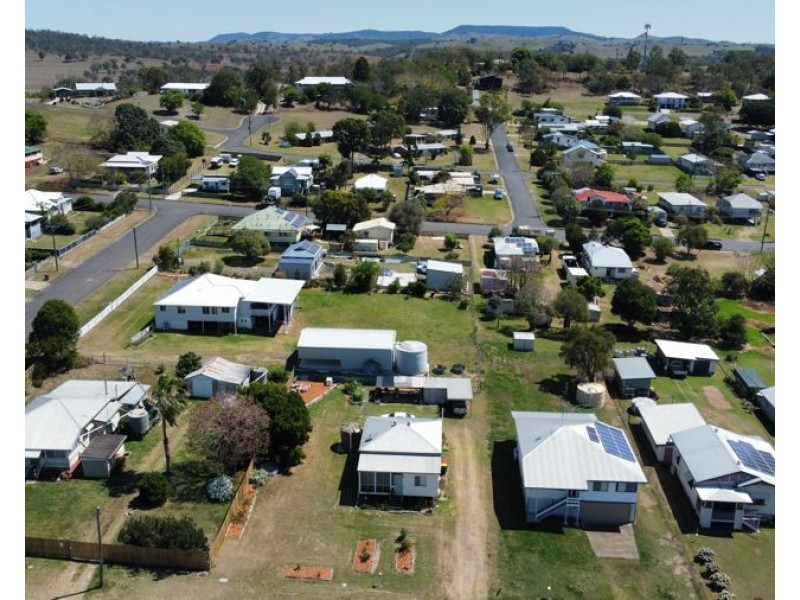 11 Barnes Street, Goomeri QLD 4601