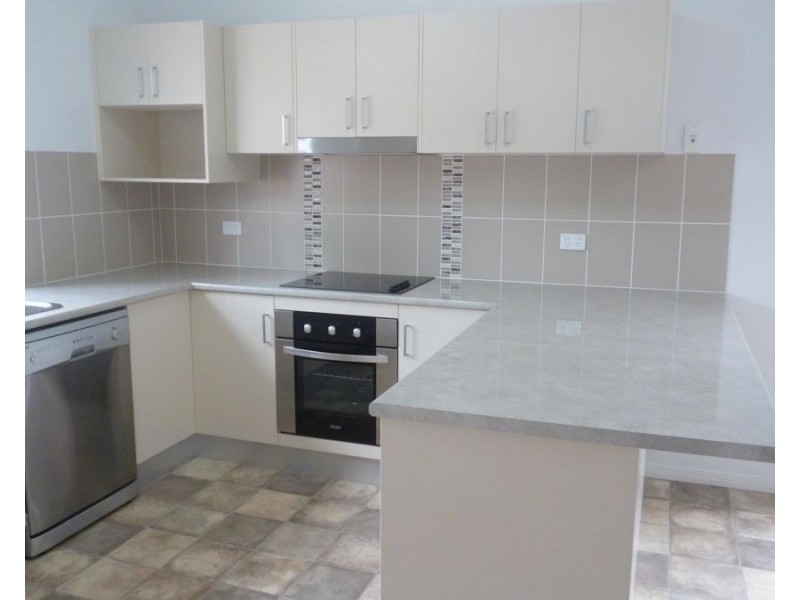 46 Old Veteran Road, Veteran QLD 4570