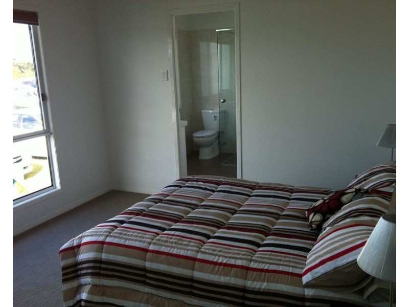 46 Old Veteran Road, Veteran QLD 4570