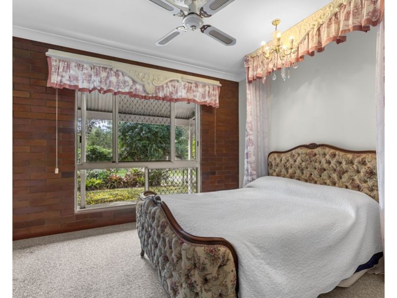 2 Julienne Street, Southside QLD 4570