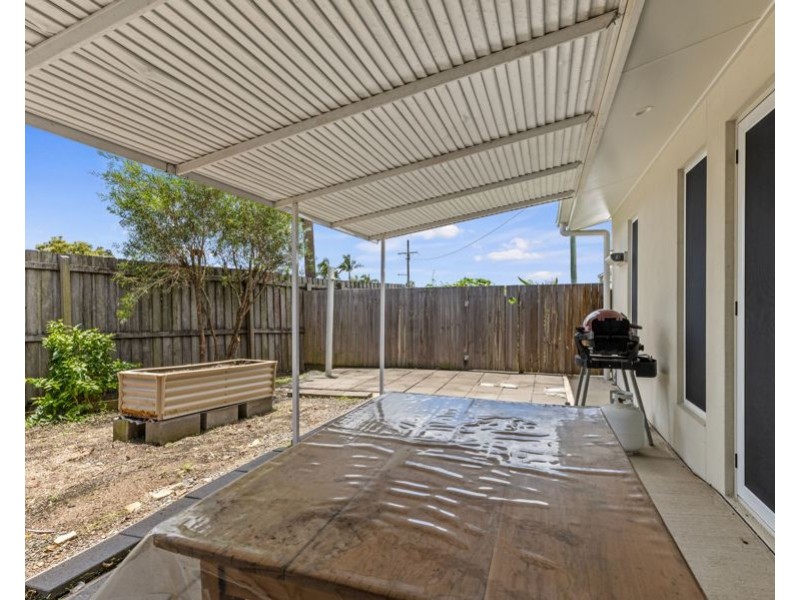 9/5 Rose Road, Southside QLD 4570