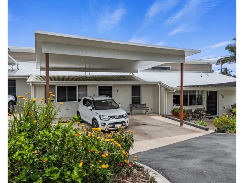 9/5 Rose Road, Southside QLD 4570