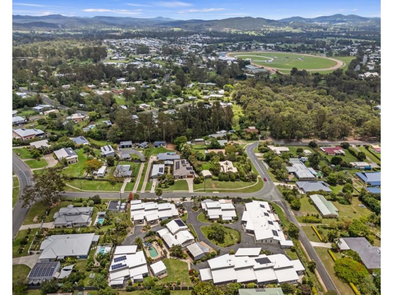 9/5 Rose Road, Southside QLD 4570