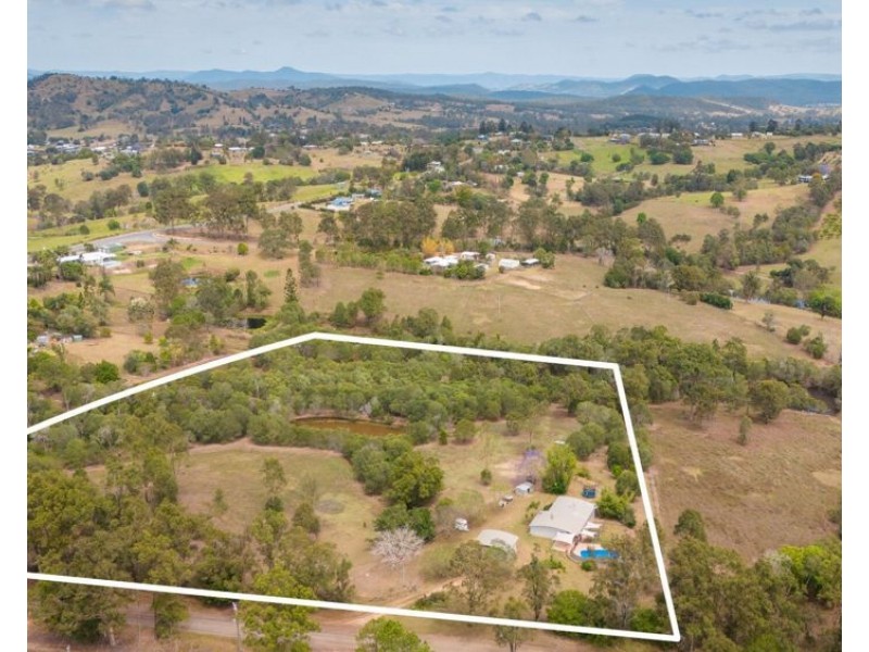 23 Percival Road, Chatsworth QLD 4570