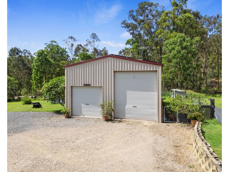 53 Thomas Rd, Curra QLD 4570