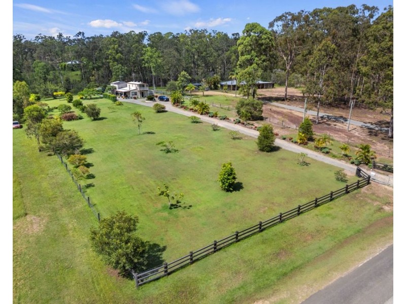 53 Thomas Rd, Curra QLD 4570