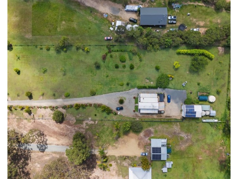 53 Thomas Rd, Curra QLD 4570