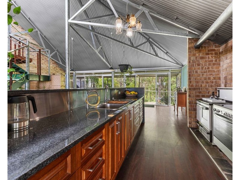90 Messmate Road, Neerdie QLD 4570