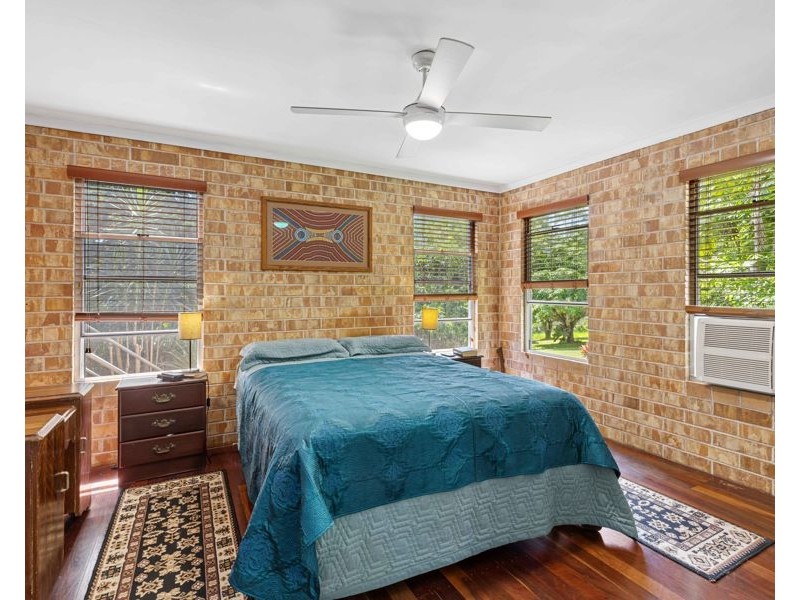 90 Messmate Road, Neerdie QLD 4570