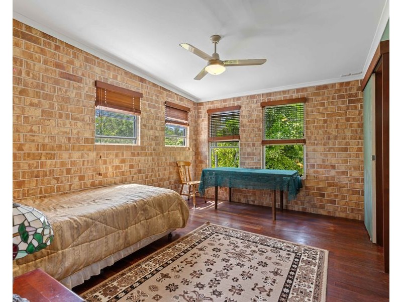 90 Messmate Road, Neerdie QLD 4570