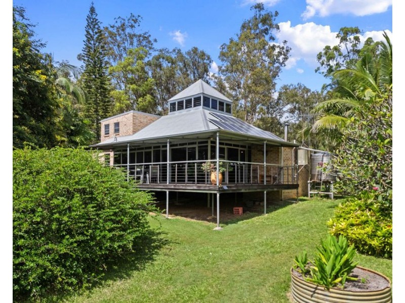 90 Messmate Road, Neerdie QLD 4570