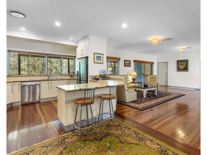 863 Noosa Road, Mothar Mountain QLD 4570