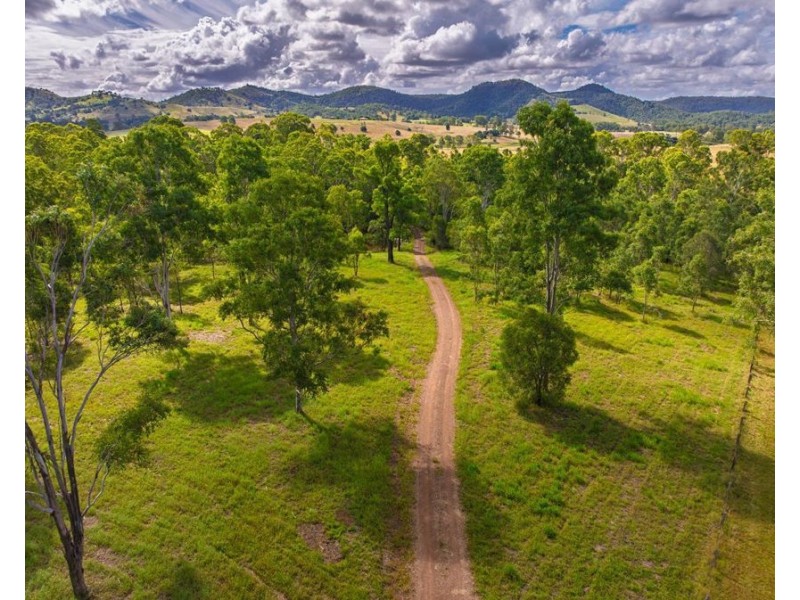 117 Old Greendale Road, Glastonbury QLD 4570