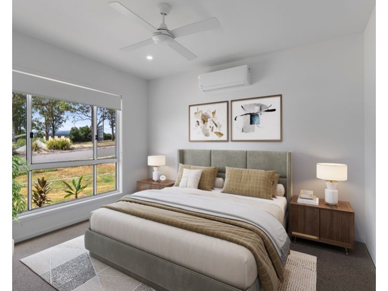 1 Woodland Drive, Southside QLD 4570